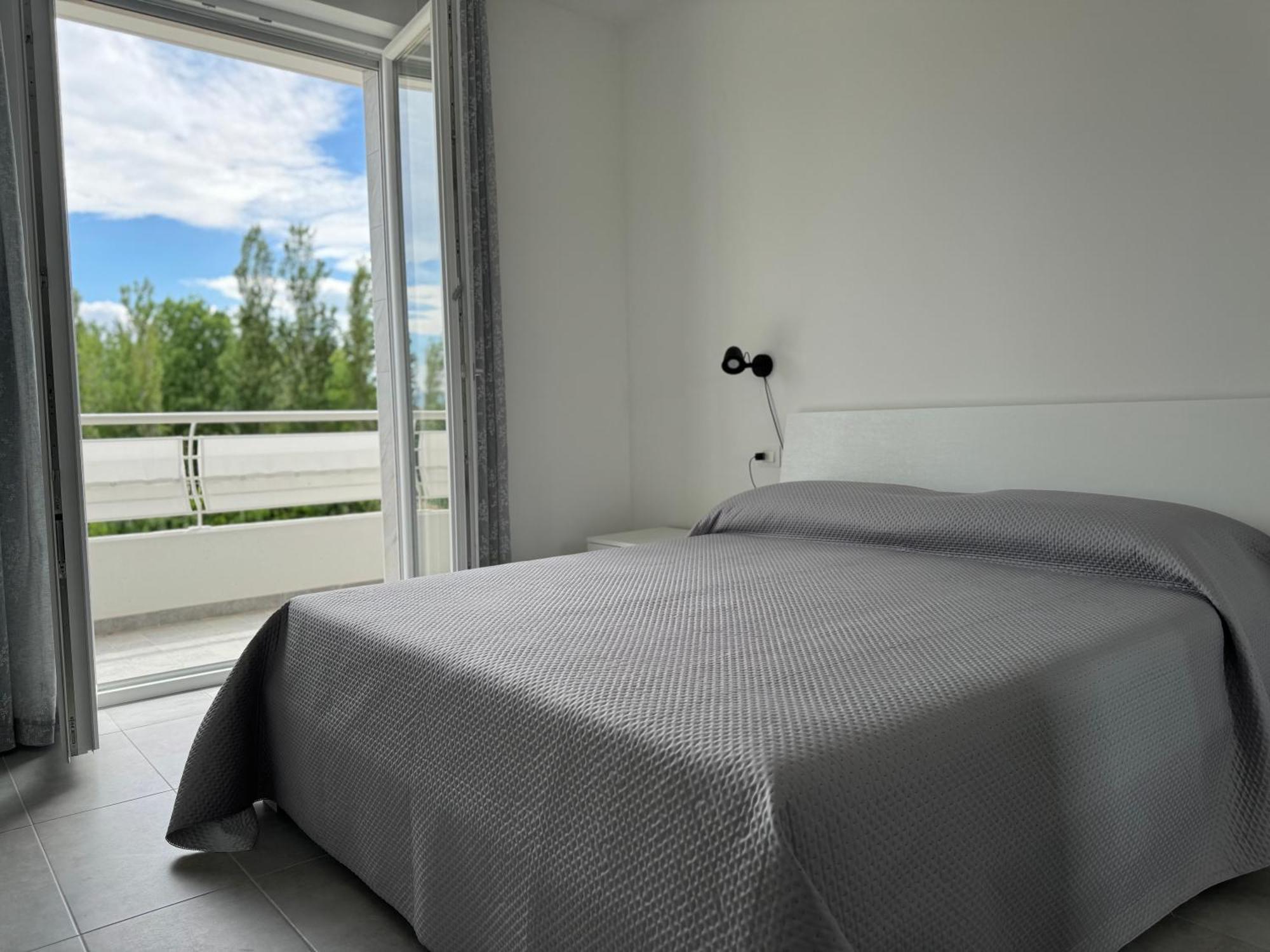 Residence Riva Del Mulino Марина-ди-Монтенеро Экстерьер фото